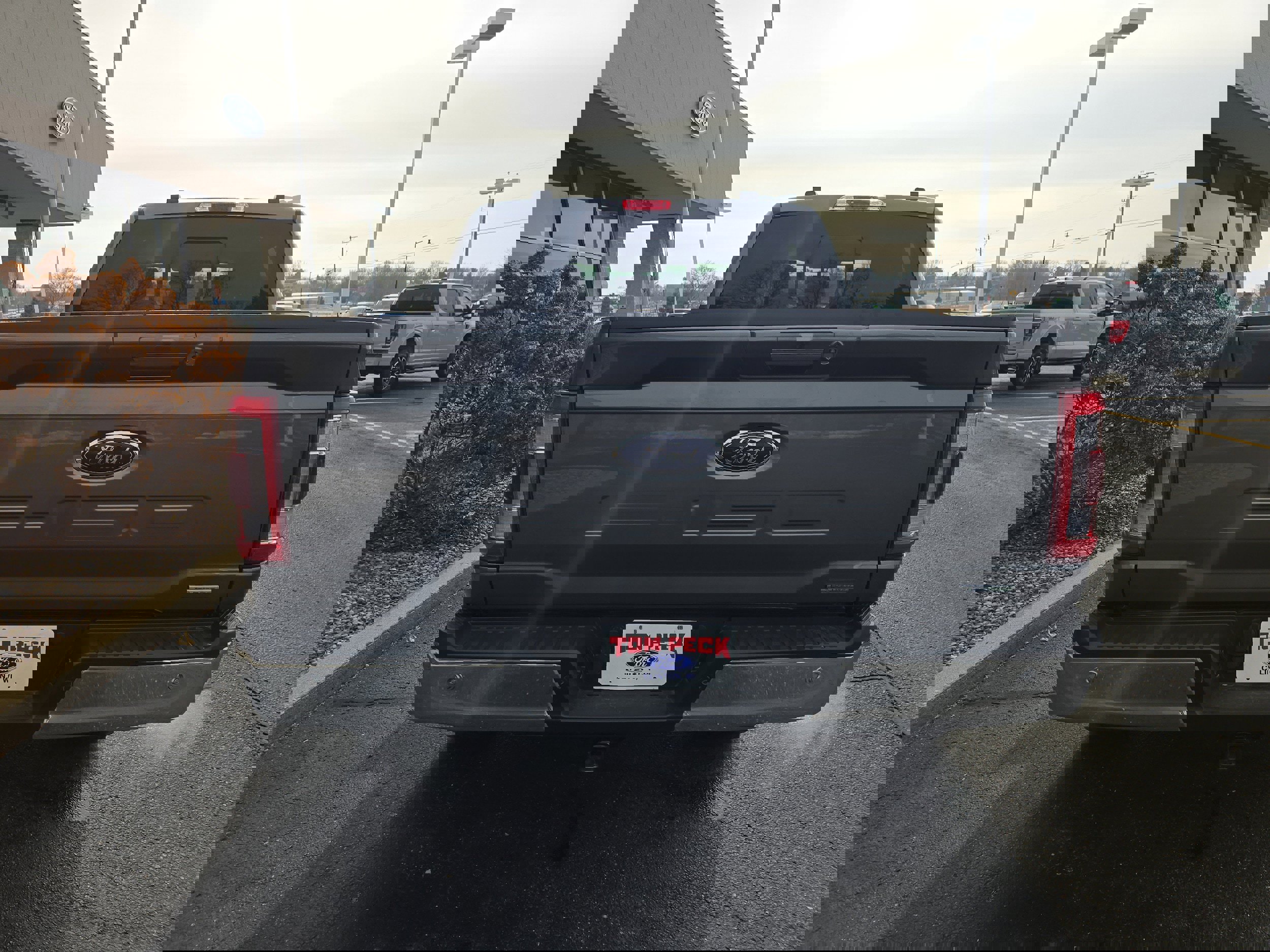 Used 2022 Ford F150 Lariat image 8