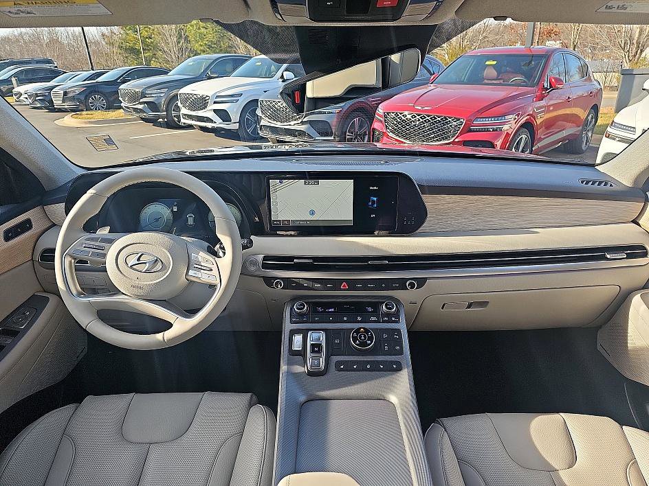 Used 2025 Hyundai Palisade Limited image 33