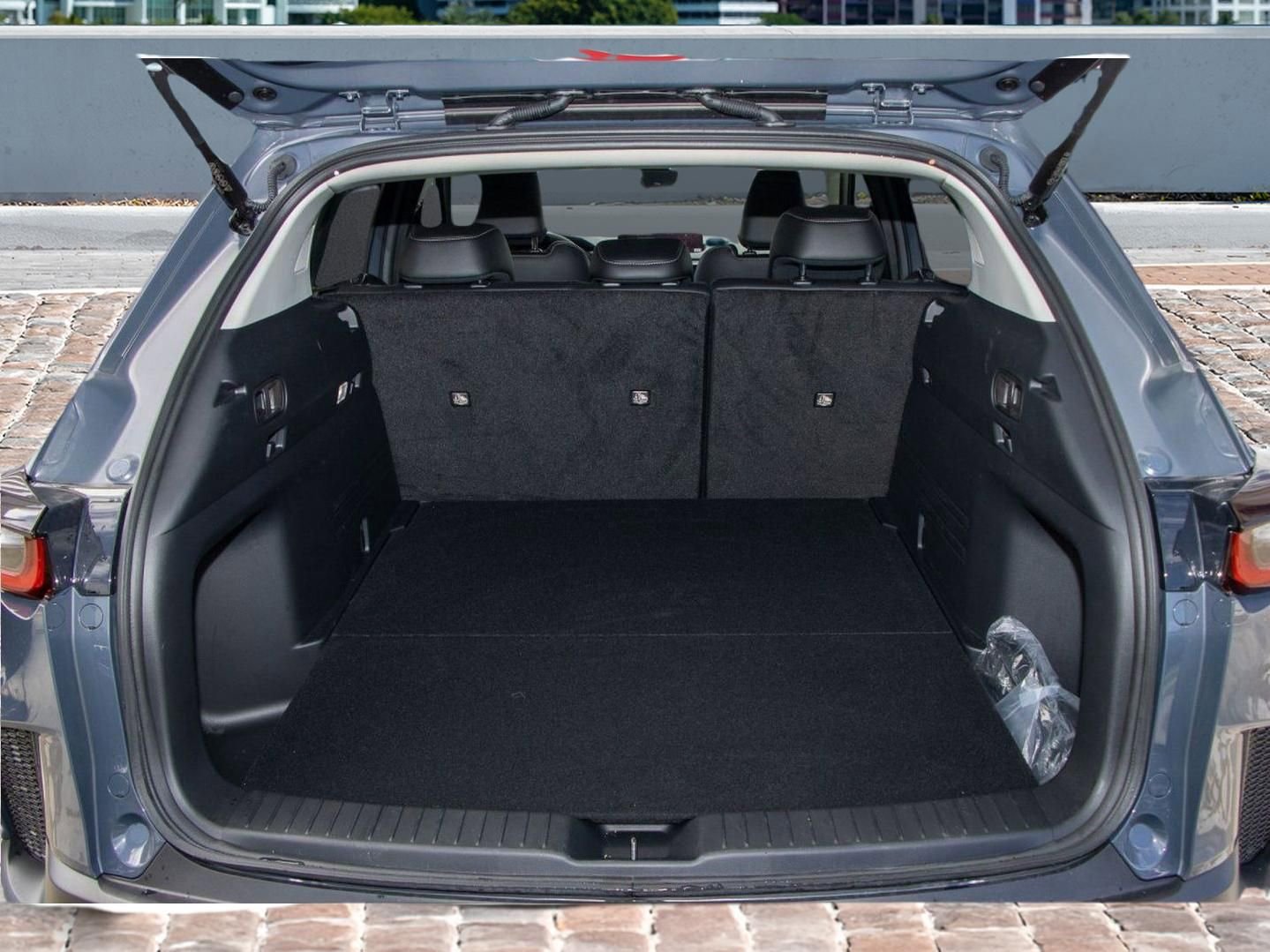 Used 2025 MAZDA CX-50 AWD 2.5 S w/ Cargo Package image 13