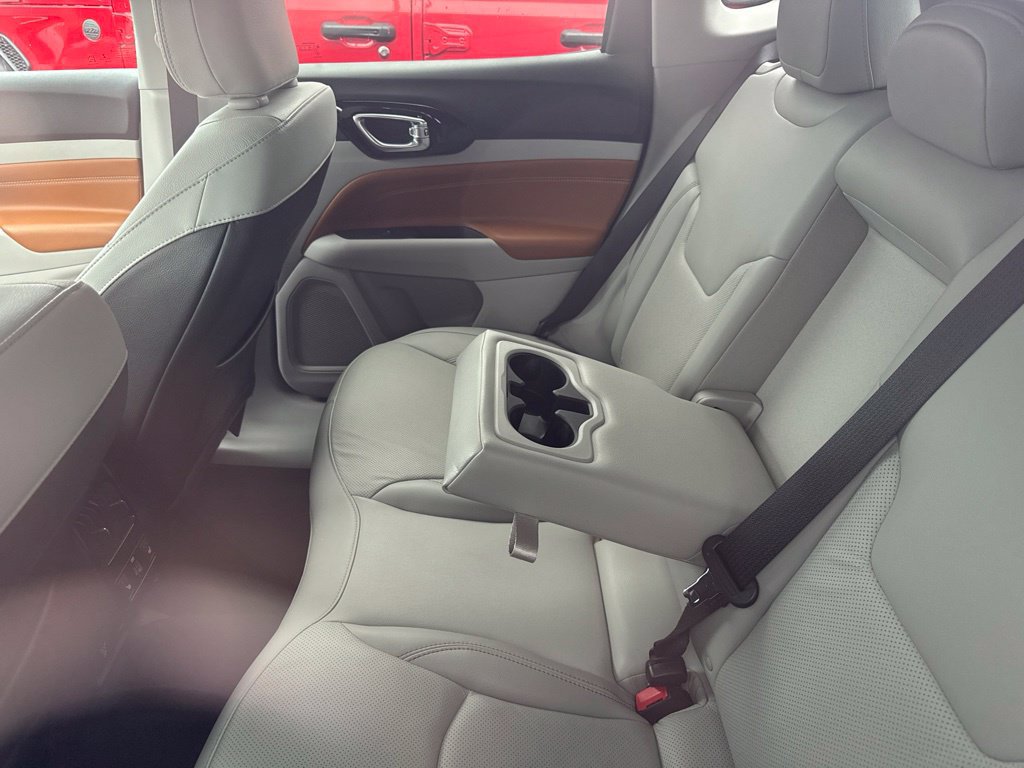 Certified 2022 Jeep Compass Limited w/ Elite Group AWD/4WD image 28