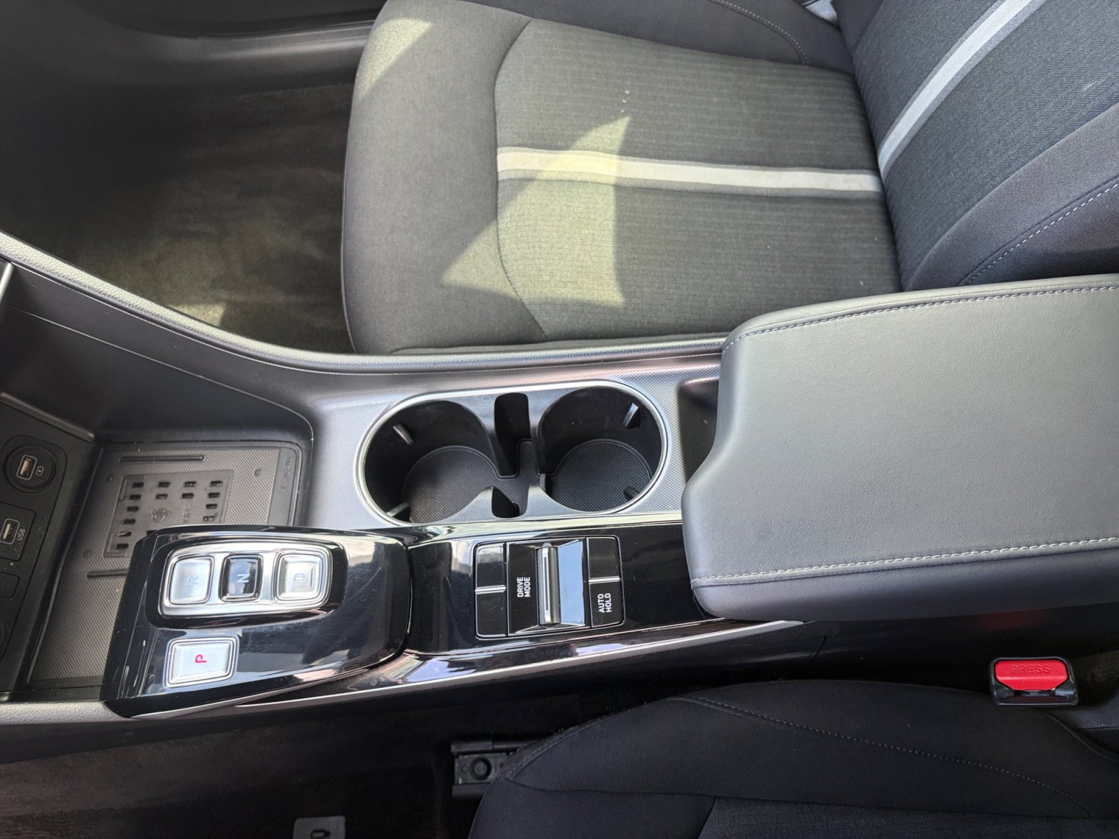 Used 2022 Hyundai Sonata SEL w/ Convenience Package FWD image 26