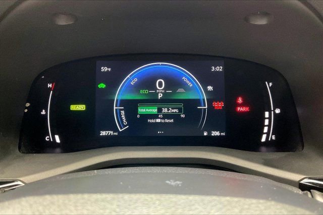 Used 2025 Toyota Camry SE w/ Convenience Package image 22