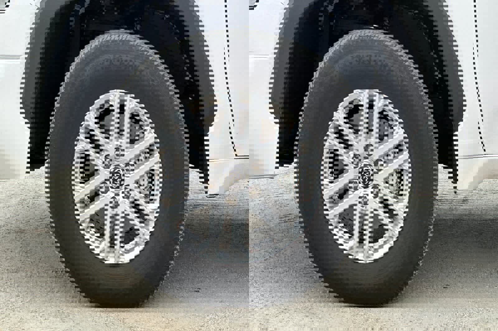 Used 2022 Toyota Tundra SR5 image 28