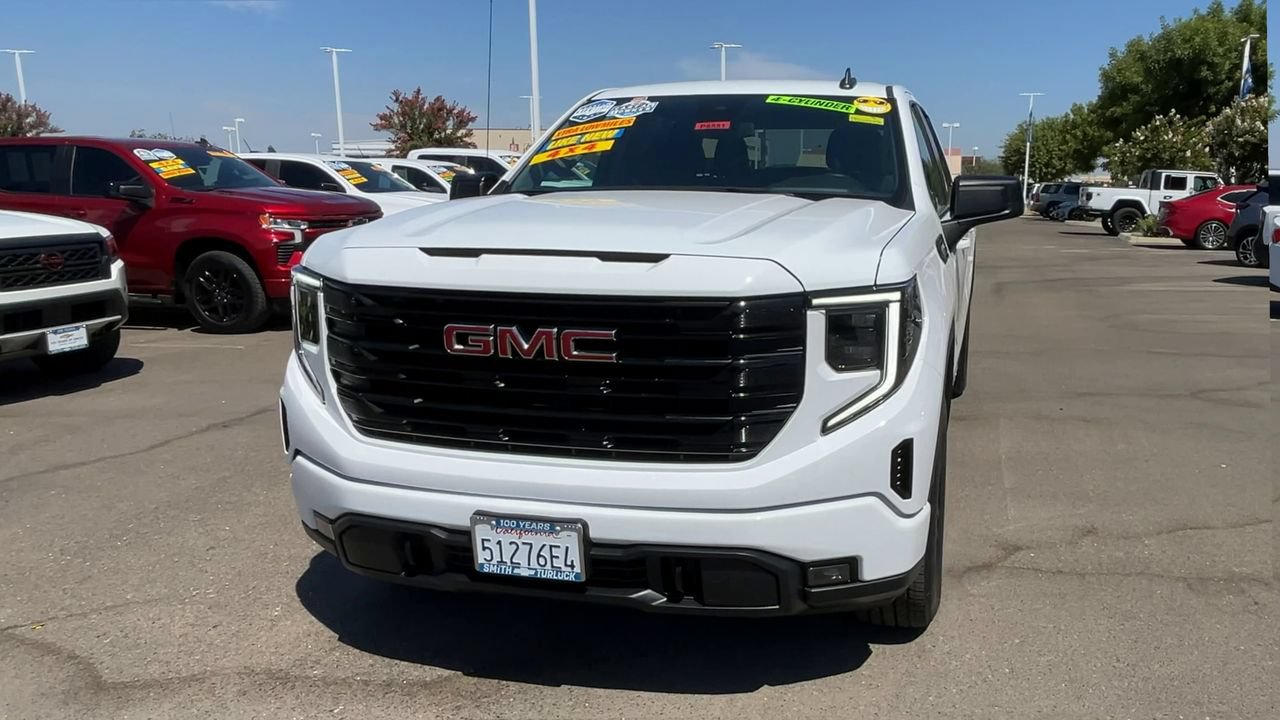 Used 2025 GMC Sierra 1500 Elevation AWD/4WD image 2