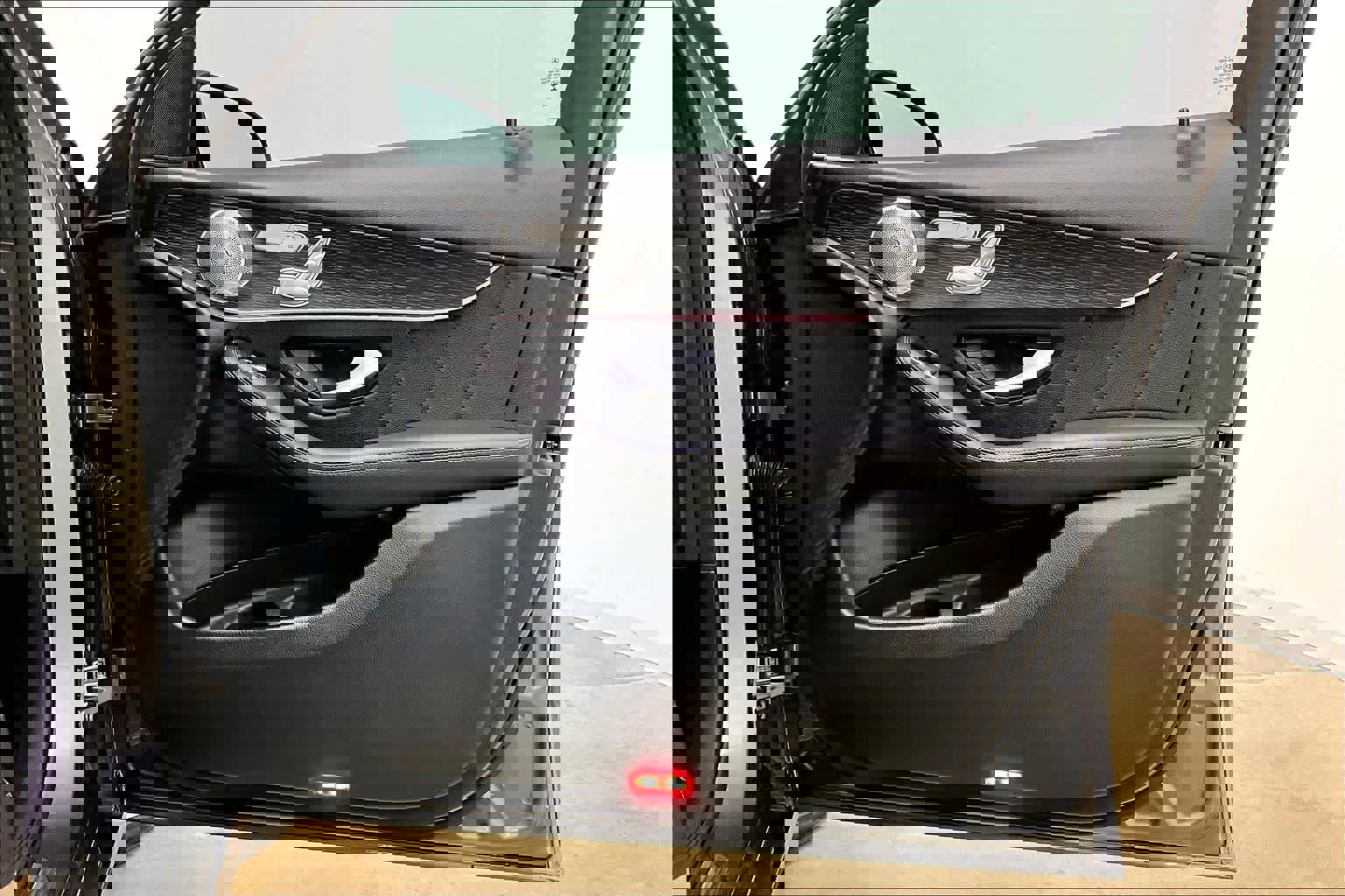 Certified 2021 Mercedes-Benz GLC 300 4MATIC image 27