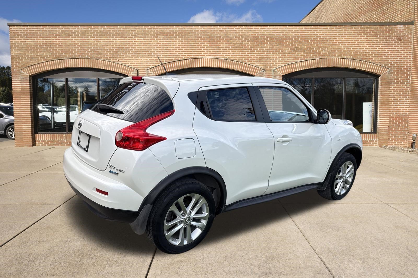 Used 2013 Nissan Juke SV AWD/4WD image 3