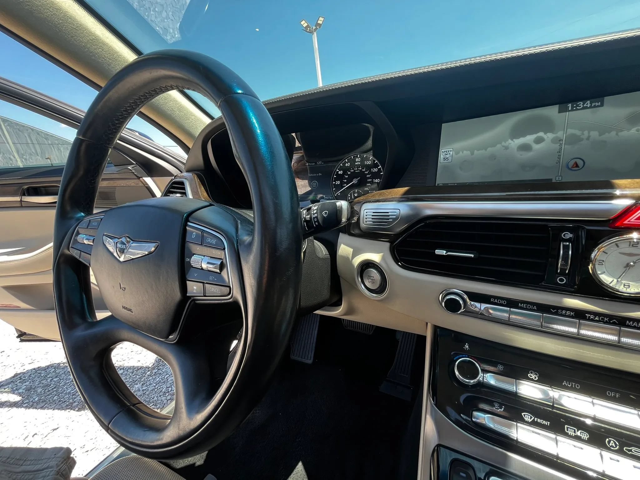 Used 2018 Genesis G90 5.0 Ultimate AWD/4WD image 19