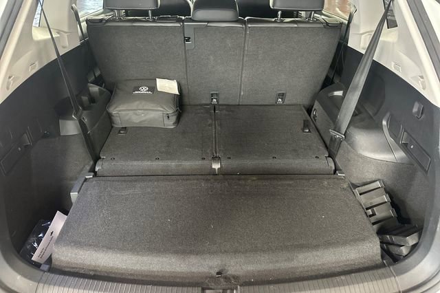 Certified 2022 Volkswagen Tiguan SE image 20