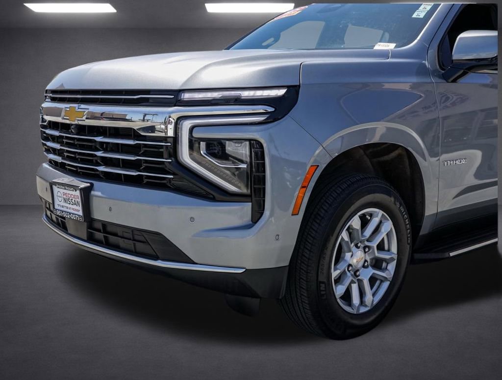 Used 2025 Chevrolet Tahoe LT AWD/4WD image 10