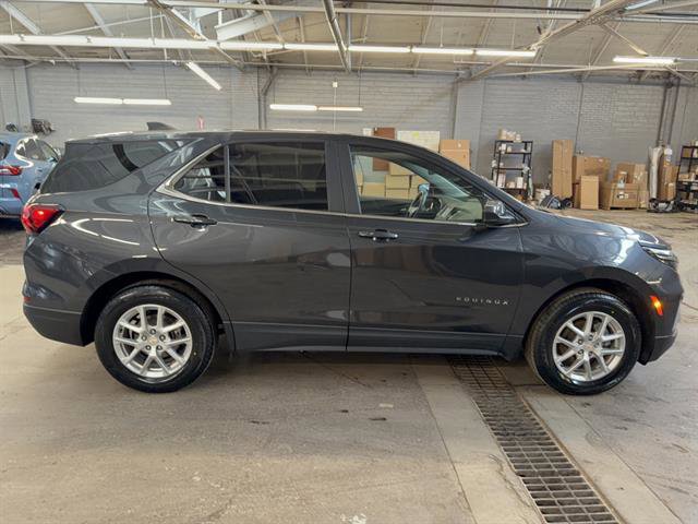 Used 2023 Chevrolet Equinox LT AWD/4WD image 16