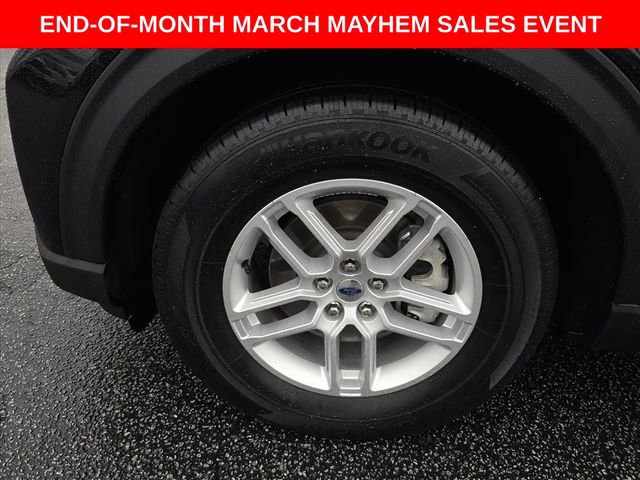 Used 2025 Ford Explorer Active image 32