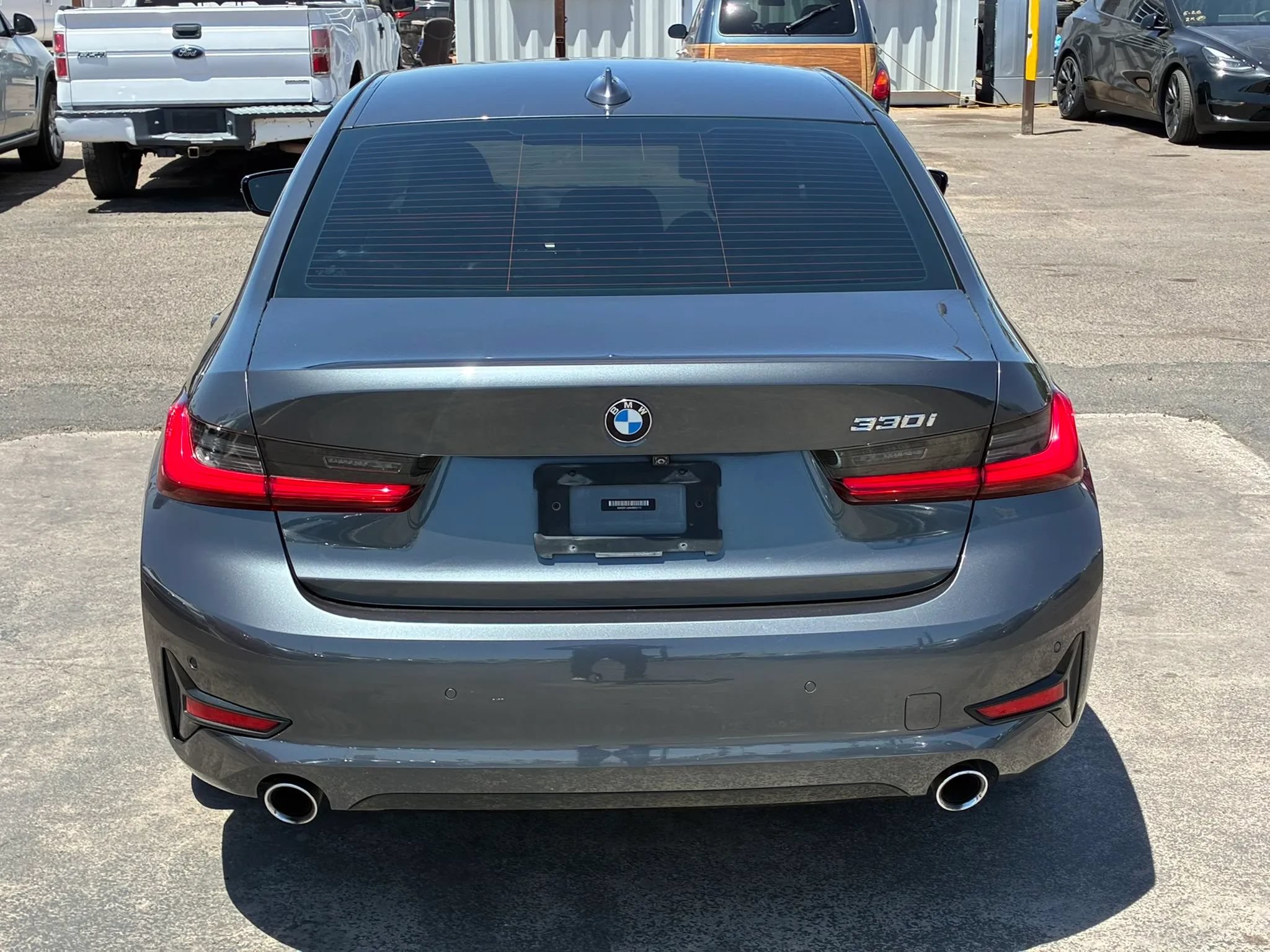 Used 2021 BMW 330i Sedan w/ Convenience Package RWD image 6