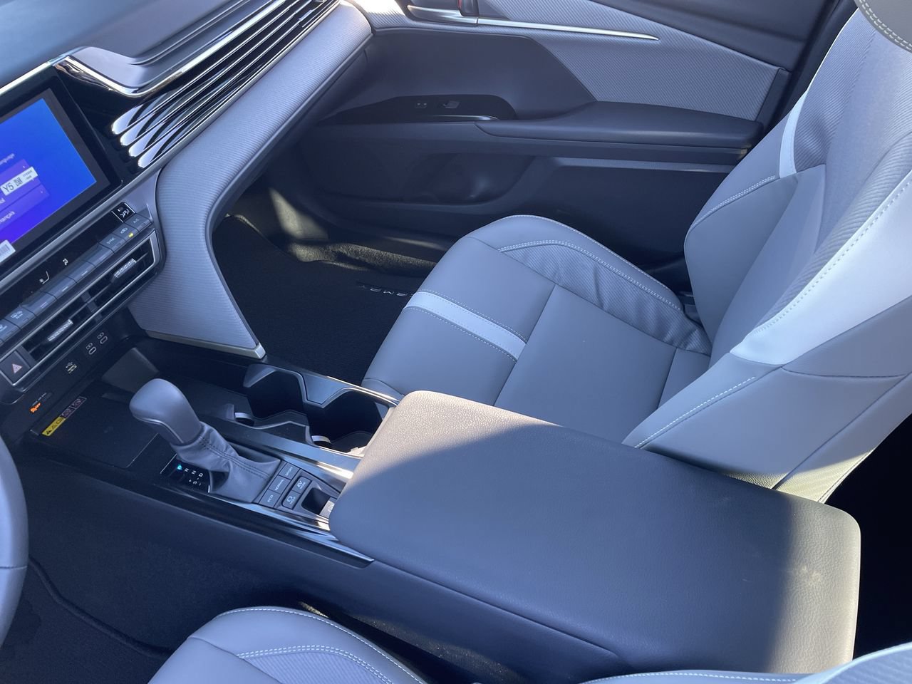 New 2026 Toyota Camry SE FWD image 21
