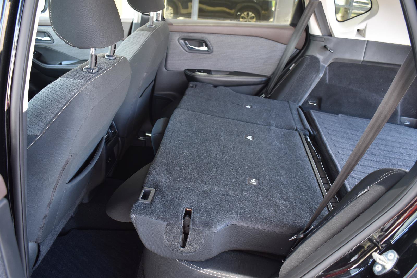 Used 2021 Nissan Rogue SV FWD image 50