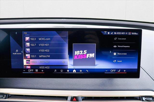 Used 2026 BMW iX xDrive45 w/ Premium Package image 15