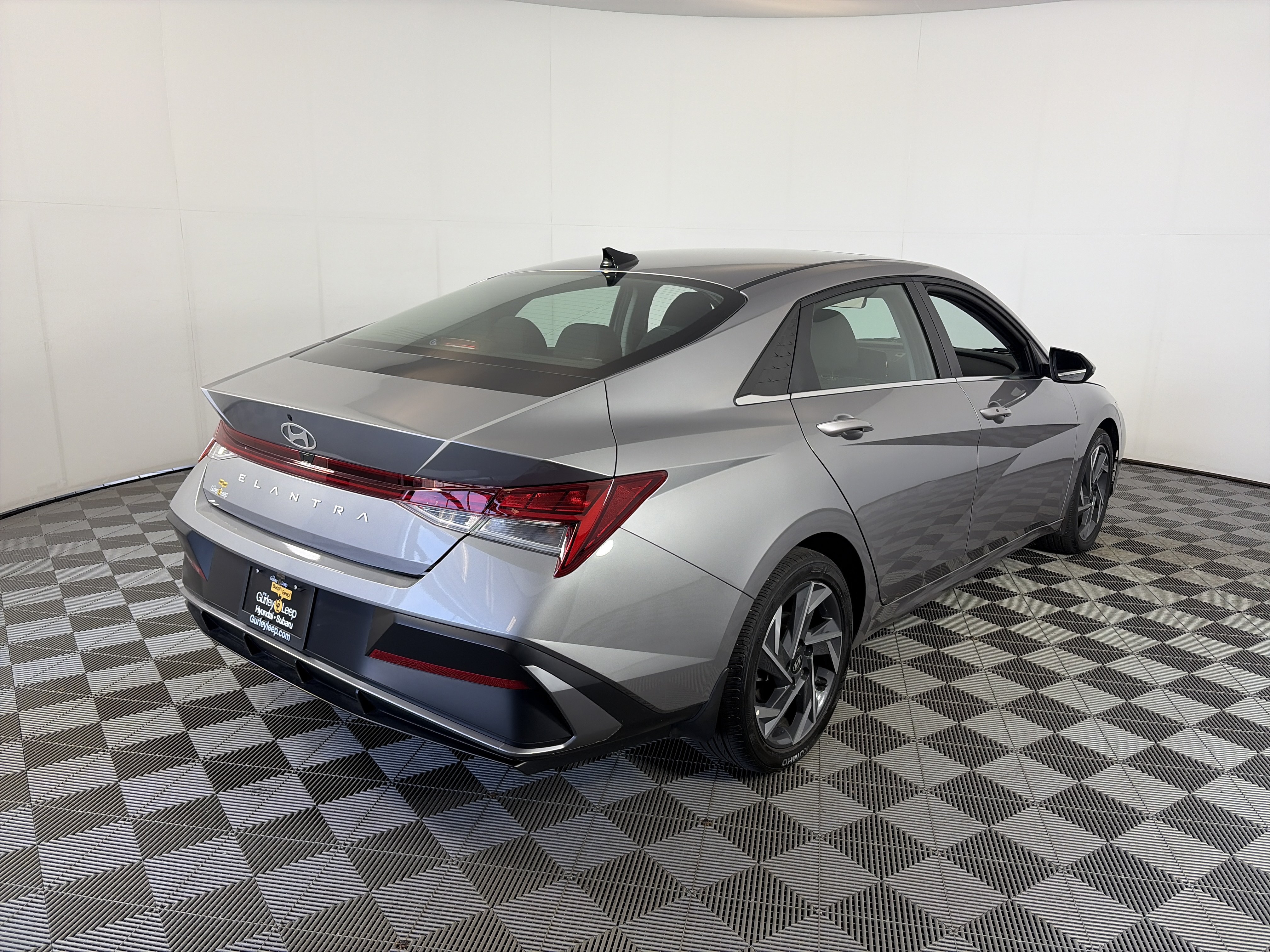 Certified 2024 Hyundai Elantra SEL w/ Convenience Package FWD image 8