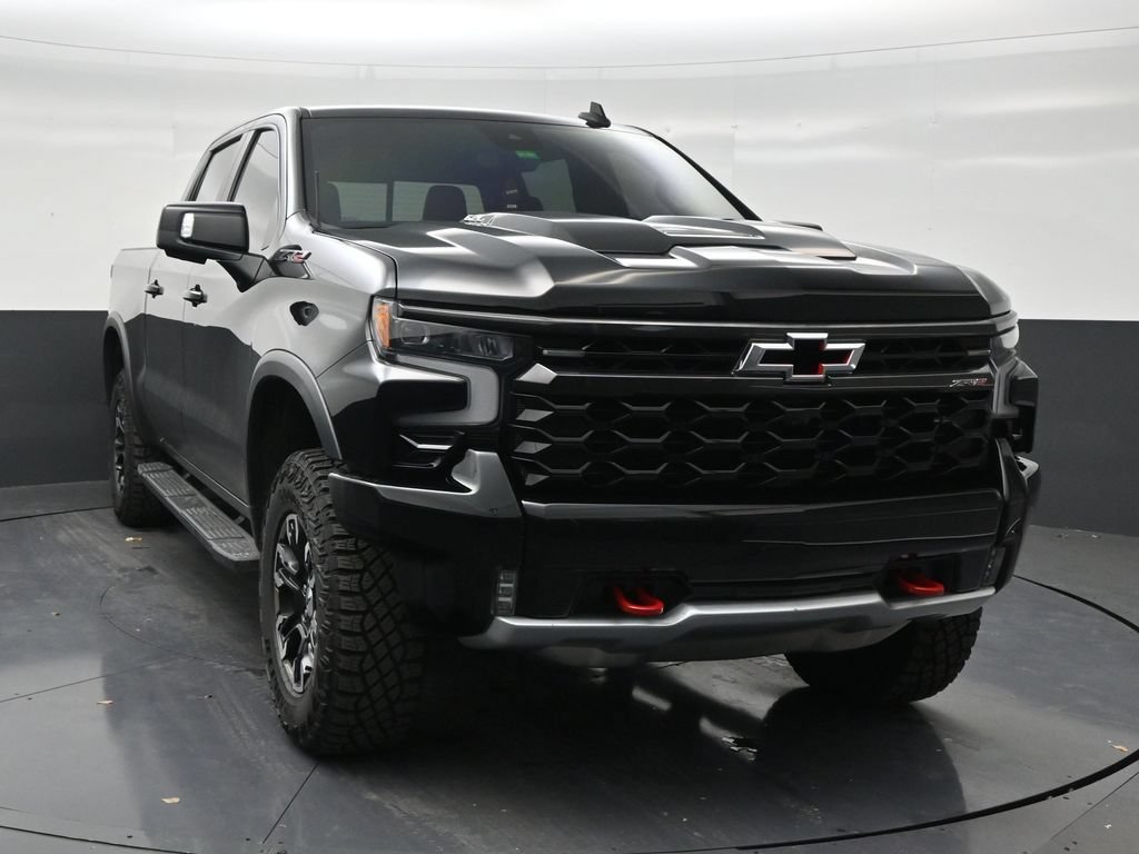Used 2024 Chevrolet Silverado 1500 ZR2 w/ Technology Package AWD/4WD image 7