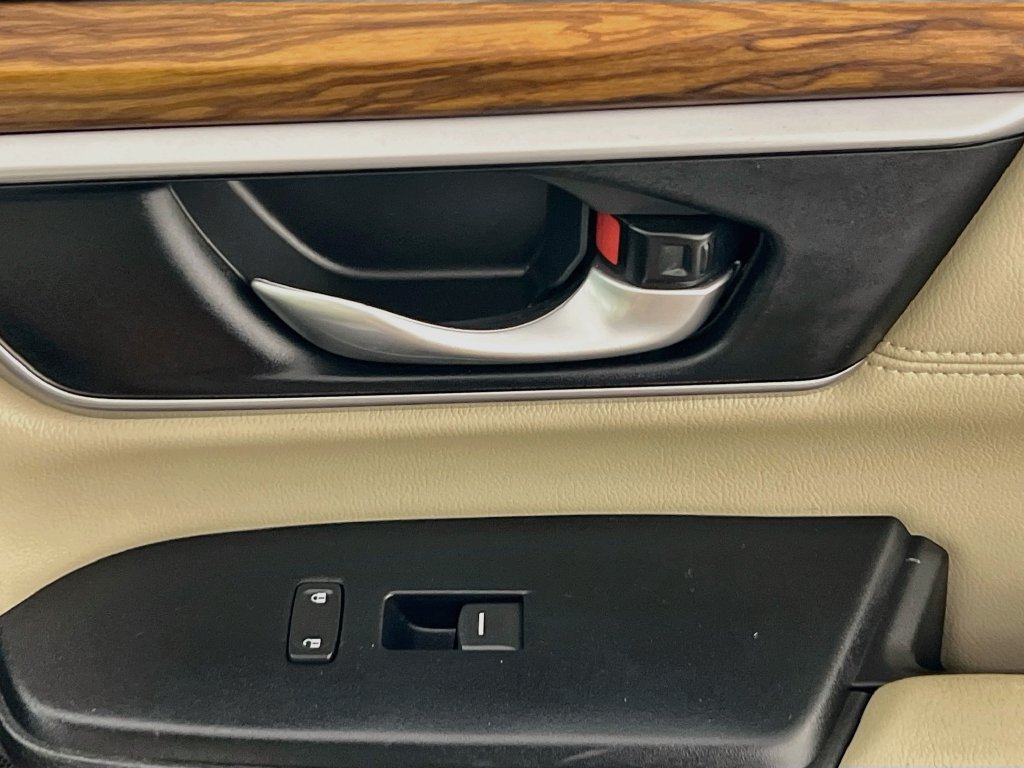 Used 2019 Honda CR-V Touring image 28