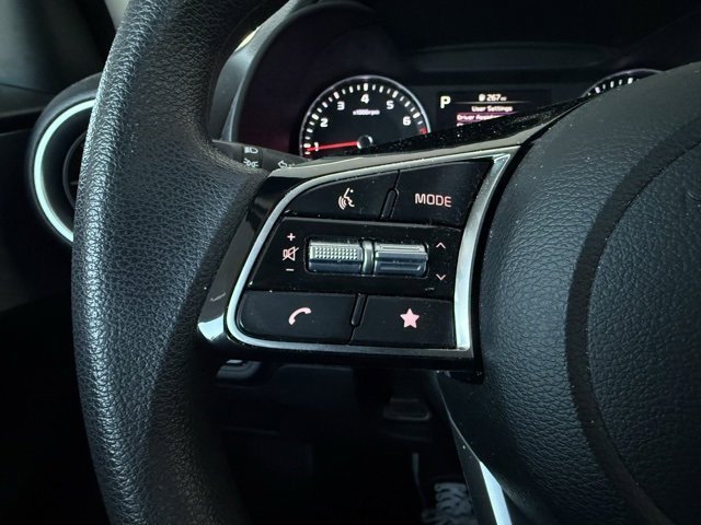 Used 2024 Kia Forte LXS w/ LXS Technology Package image 9