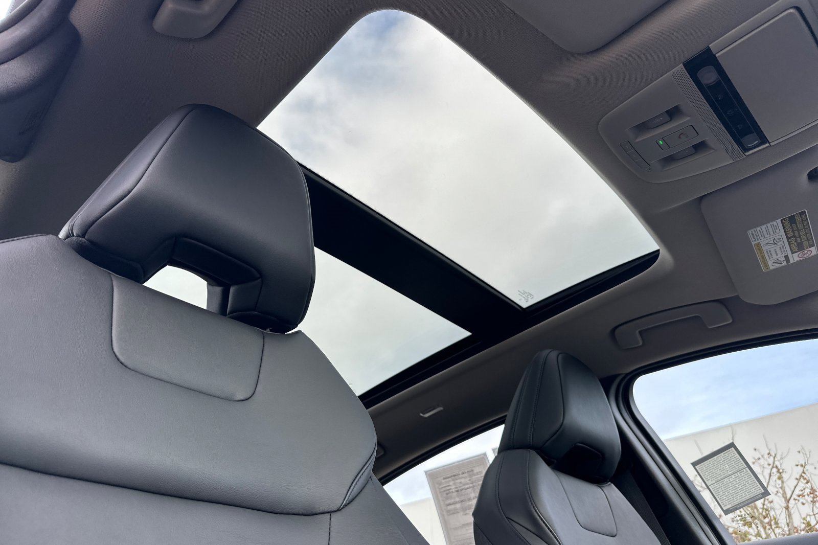 Certified 2024 Nissan Ariya FWD image 19