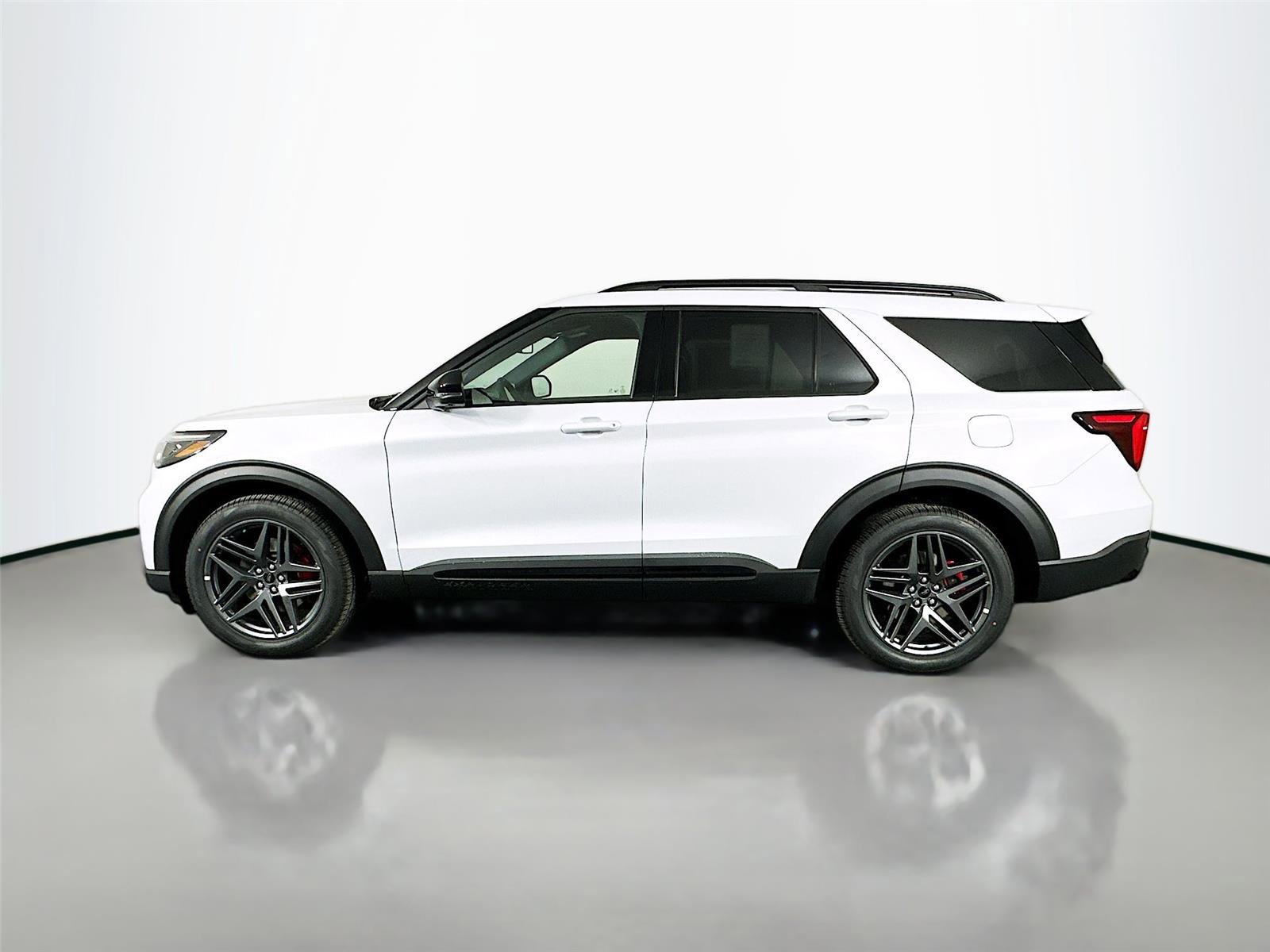 New 2026 Ford Explorer ST w/ Sun And Sound Package image 8