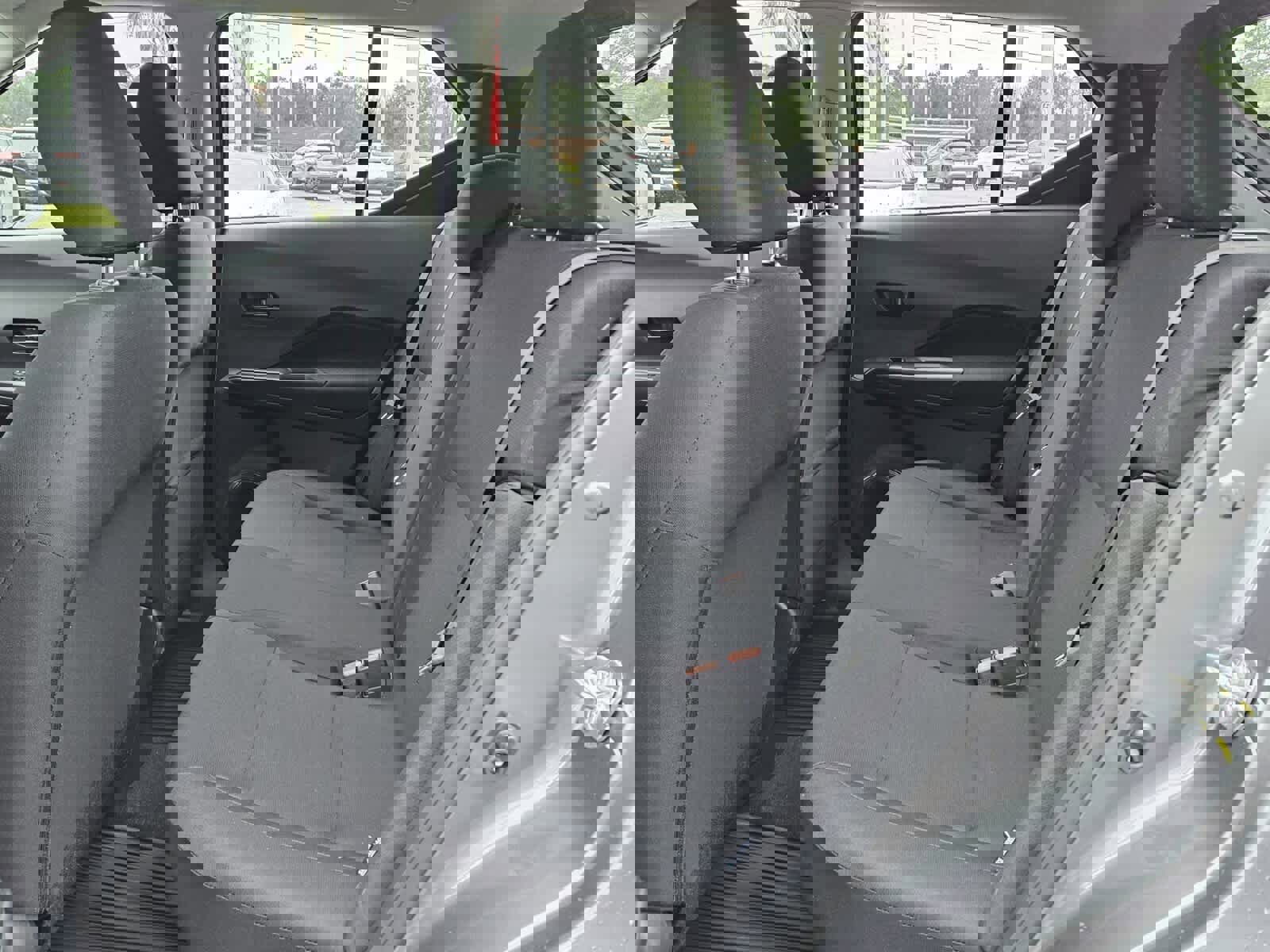 New 2025 Nissan Kicks Play S image 4