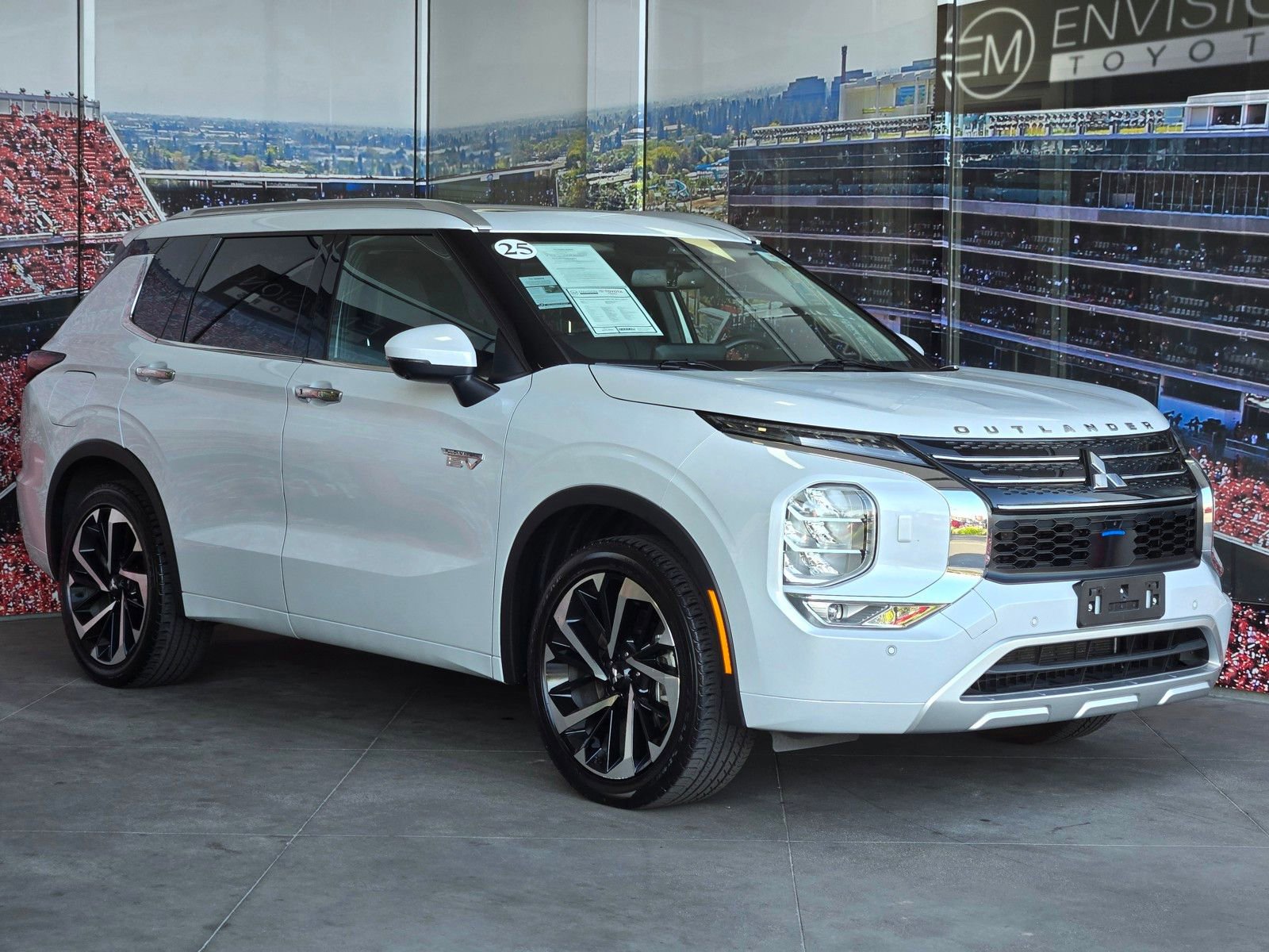 Used 2025 Mitsubishi Outlander SEL Black Edition image 1