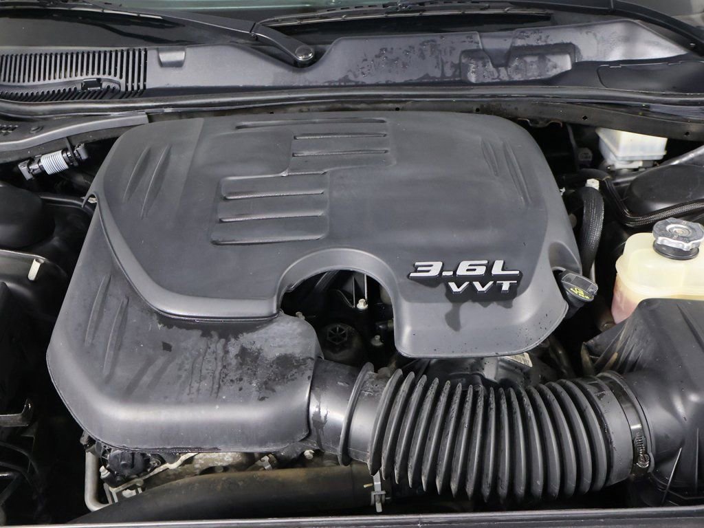 Used 2022 Dodge Challenger GT image 17