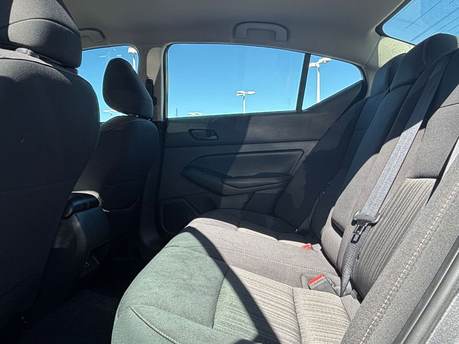 Used 2025 Nissan Altima 2.5 SV image 23