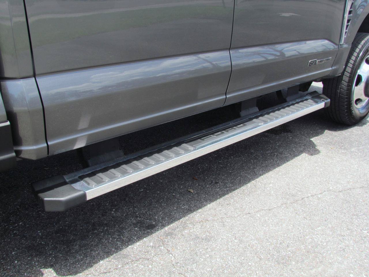 Used 2024 Ford F350 XLT AWD/4WD image 18