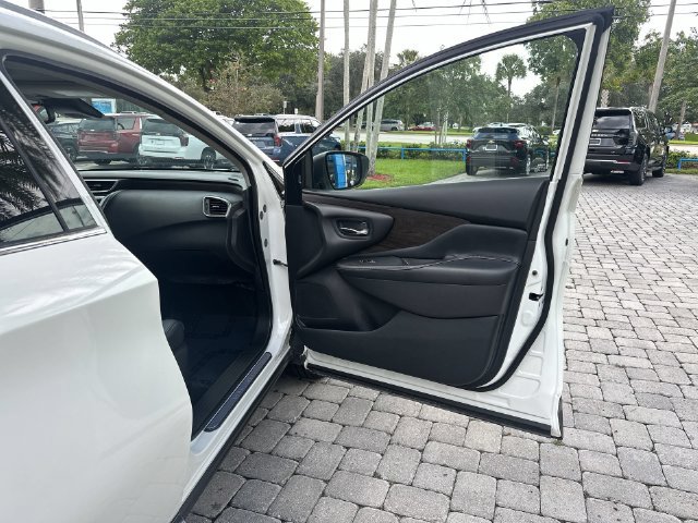 Used 2020 Nissan Murano Platinum FWD image 23