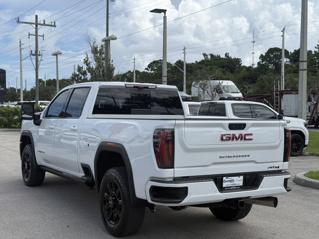 Used 2024 GMC Sierra 2500 AT4 w/ AT4 Premium Plus Package AWD/4WD image 2