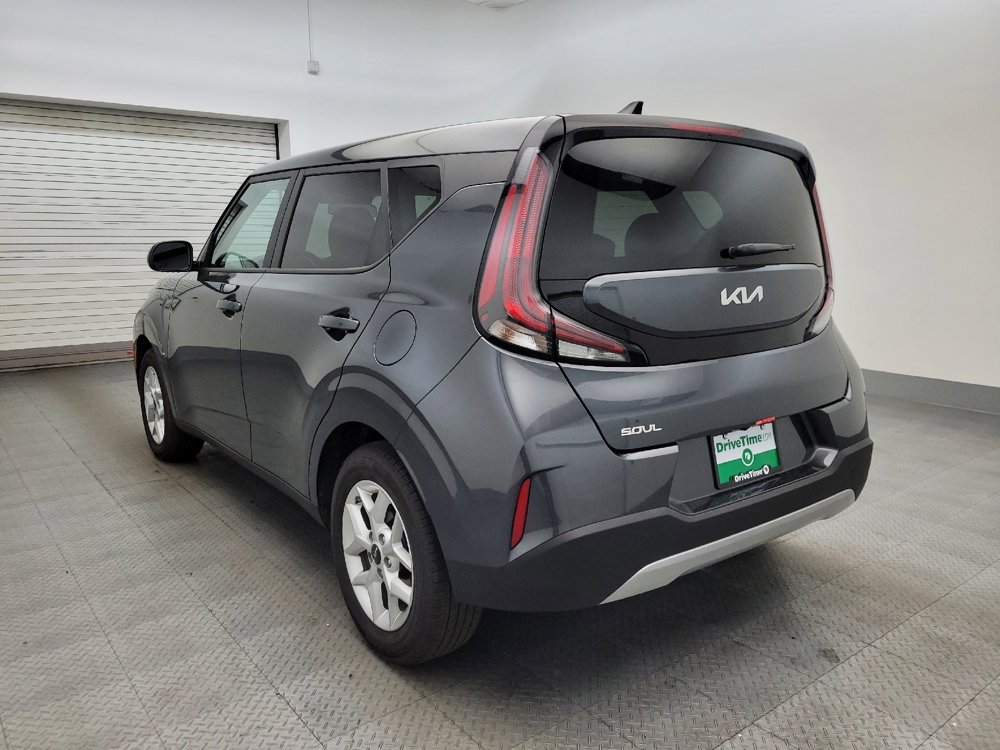 Used 2025 Kia Soul LX image 5