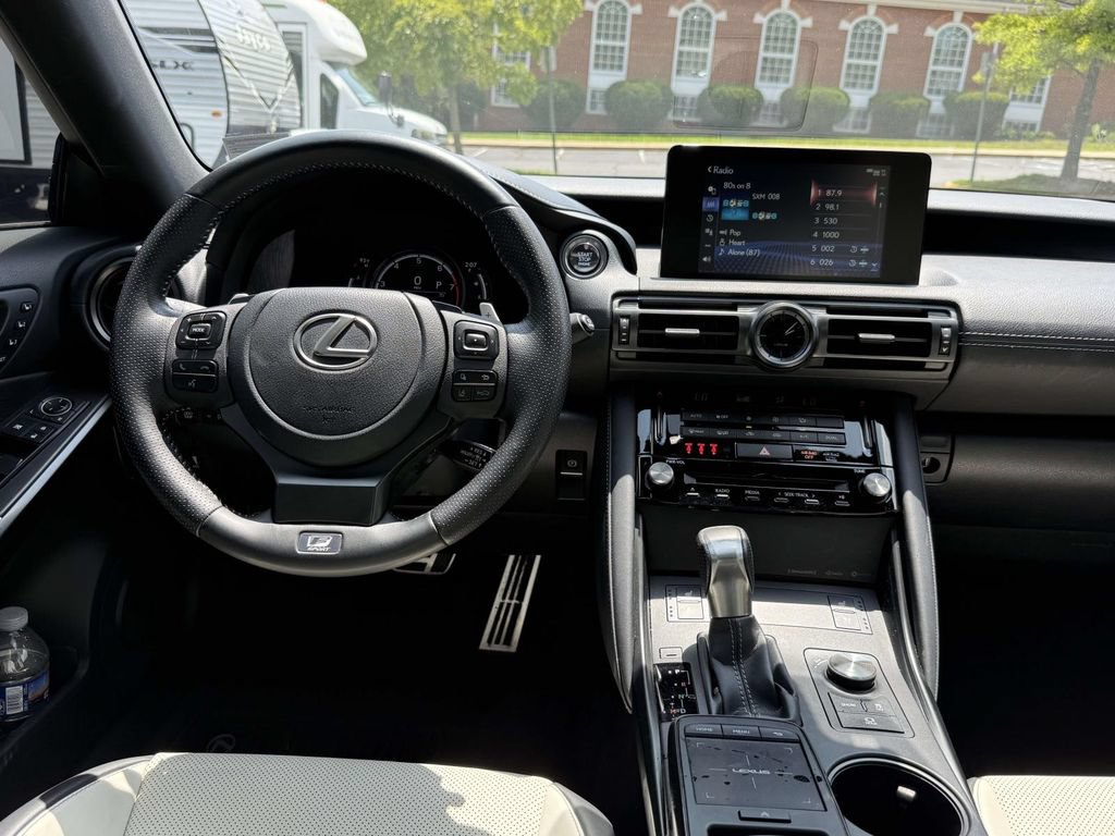 Used 2023 Lexus IS 350 F Sport w/ Handling Package AWD/4WD image 8