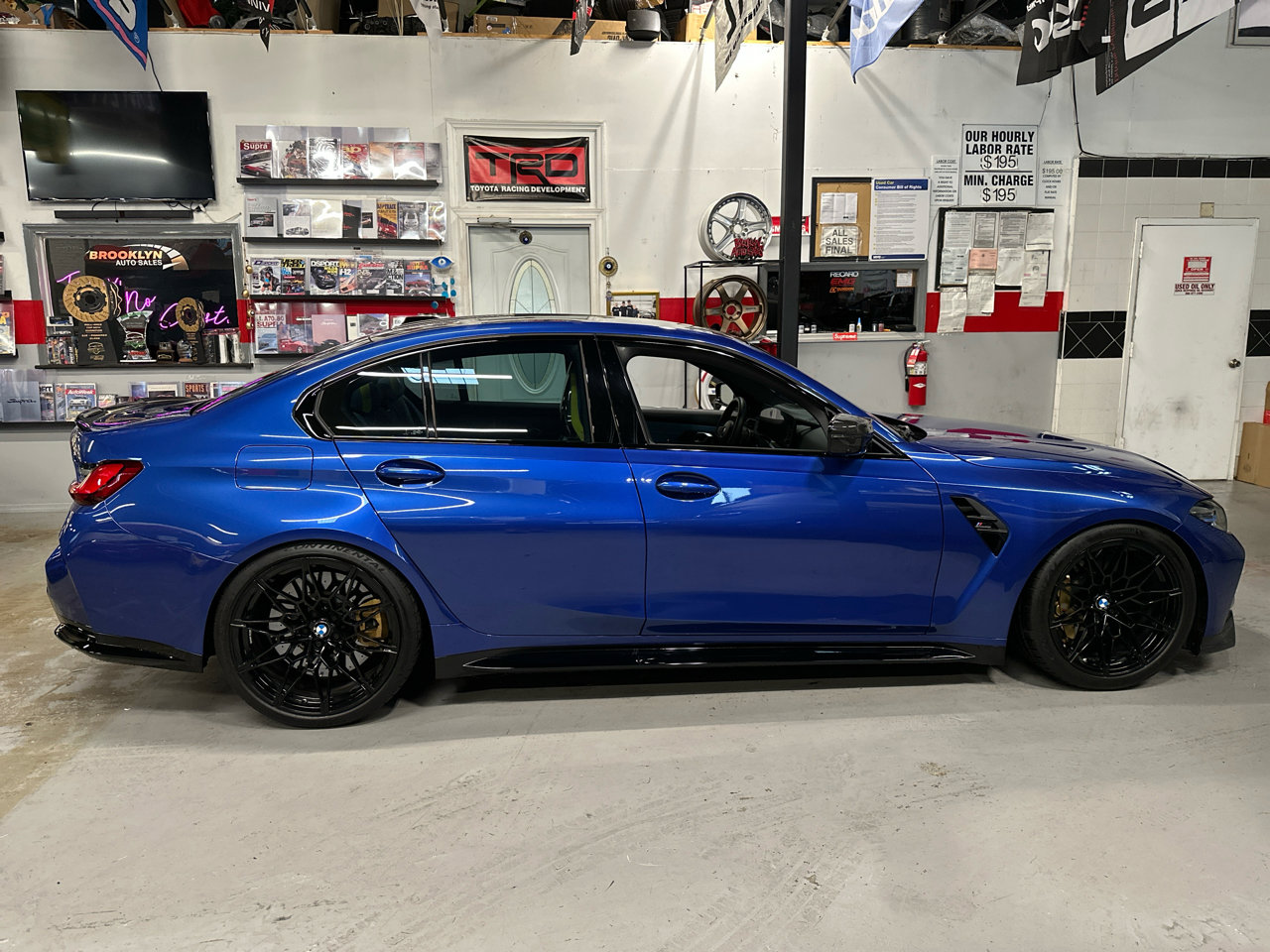 Used 2024 BMW M3 Competition w/ Executive Package image 4