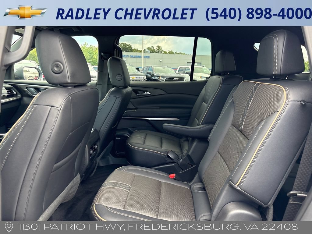 Used 2025 Chevrolet Traverse High Country w/ LPO, Floor Liner Package FWD image 12
