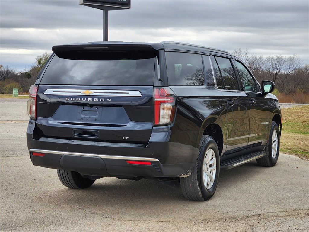 Used 2022 Chevrolet Suburban LT image 7