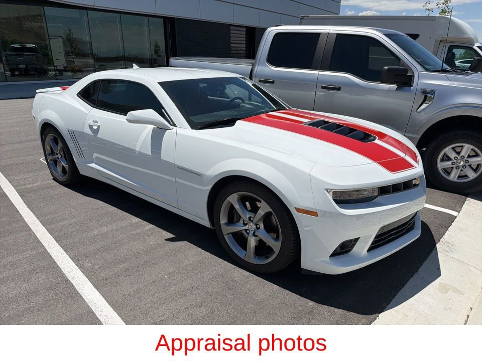 Used 2014 Chevrolet Camaro SS w/ RS Package RWD image 5