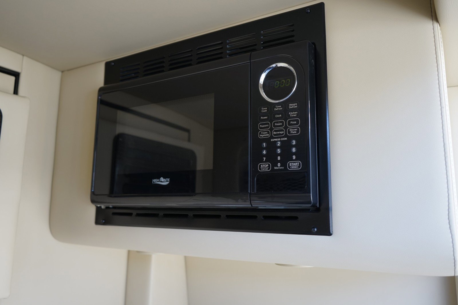 Used 2017 Mercedes-Benz Sprinter 3500 image 36