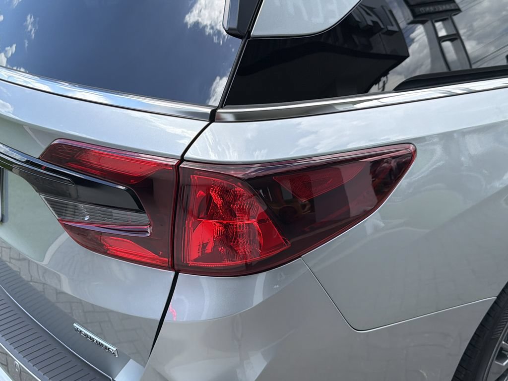 Used 2025 Honda Odyssey Touring image 11