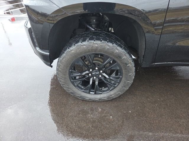 Used 2020 Chevrolet Silverado 1500 LT Trail Boss image 11