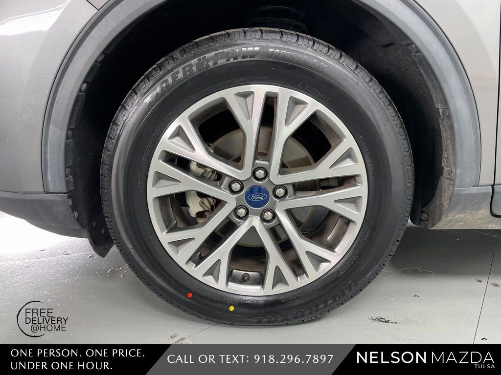 Used 2021 Ford Escape SEL image 11