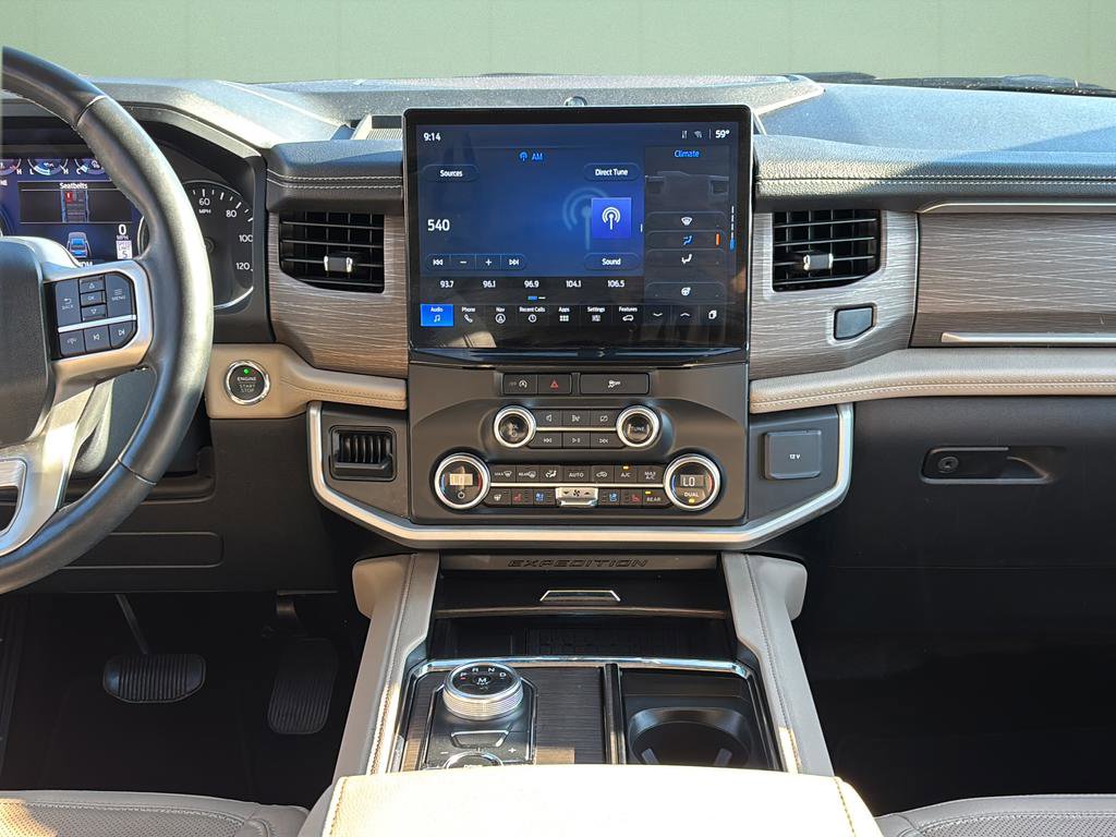 Used 2024 Ford Expedition Limited image 24