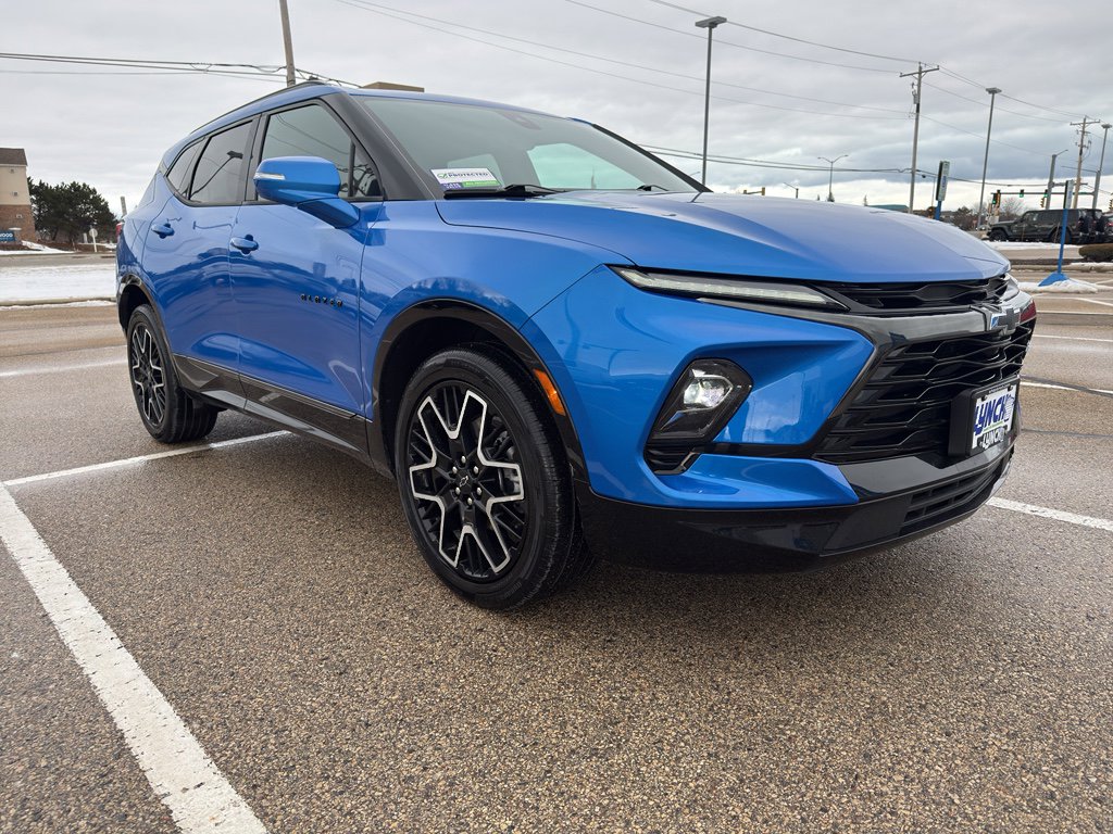 Certified 2024 Chevrolet Blazer RS w/ Driver Confidence II Package image 7