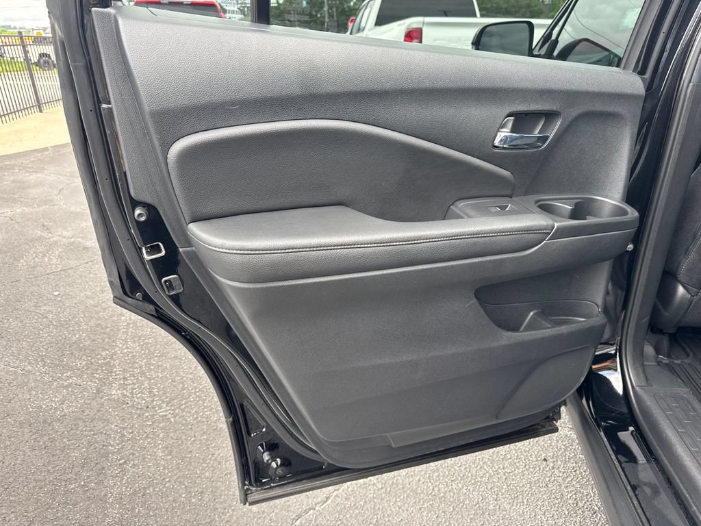 Used 2022 Honda Pilot Sport image 22