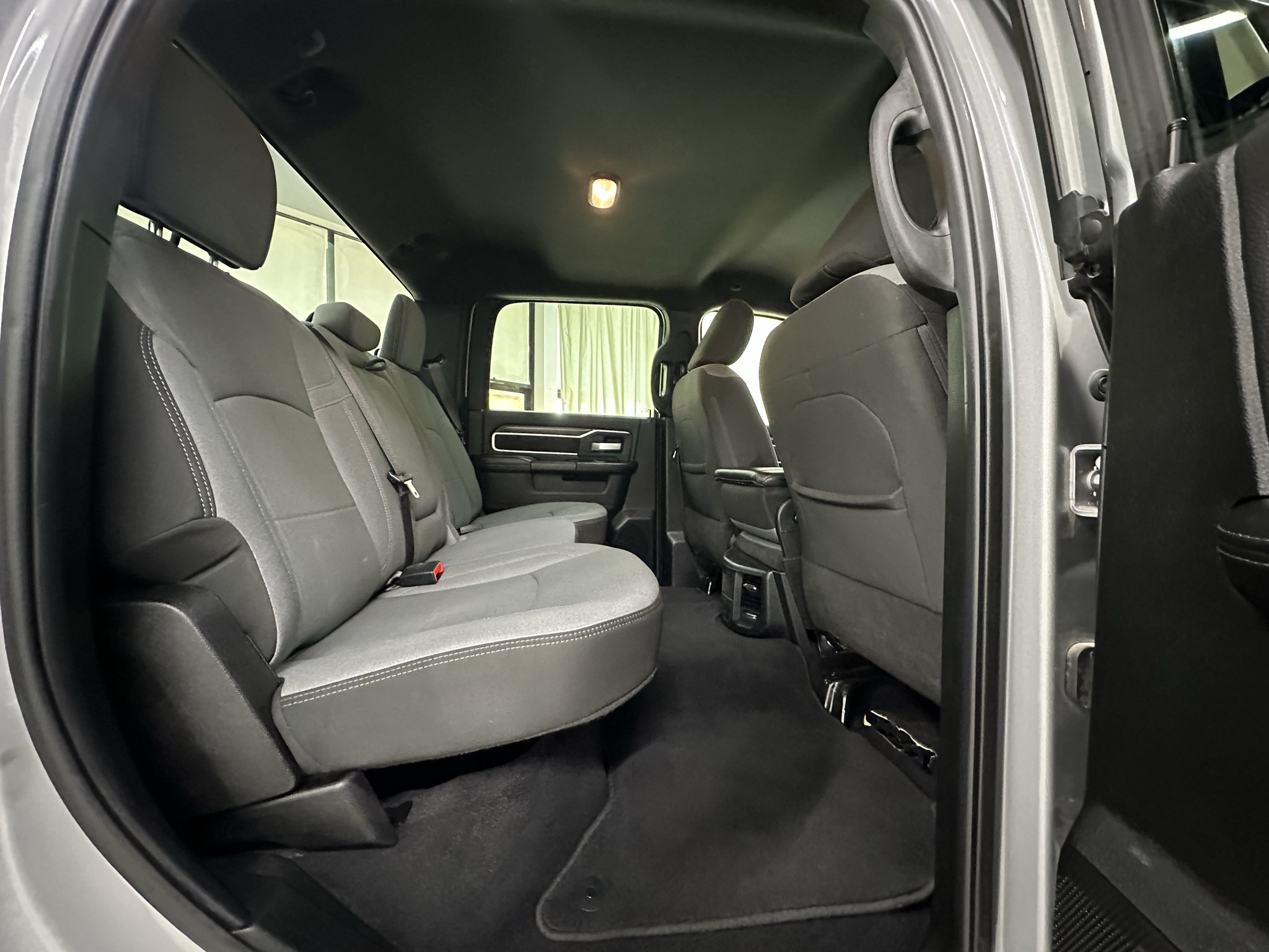 Used 2024 RAM 3500 Big Horn AWD/4WD image 15