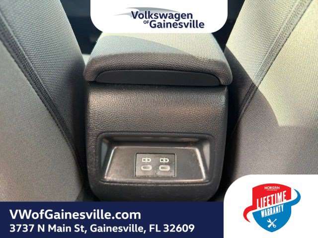 Used 2024 Toyota Corolla LE FWD image 12