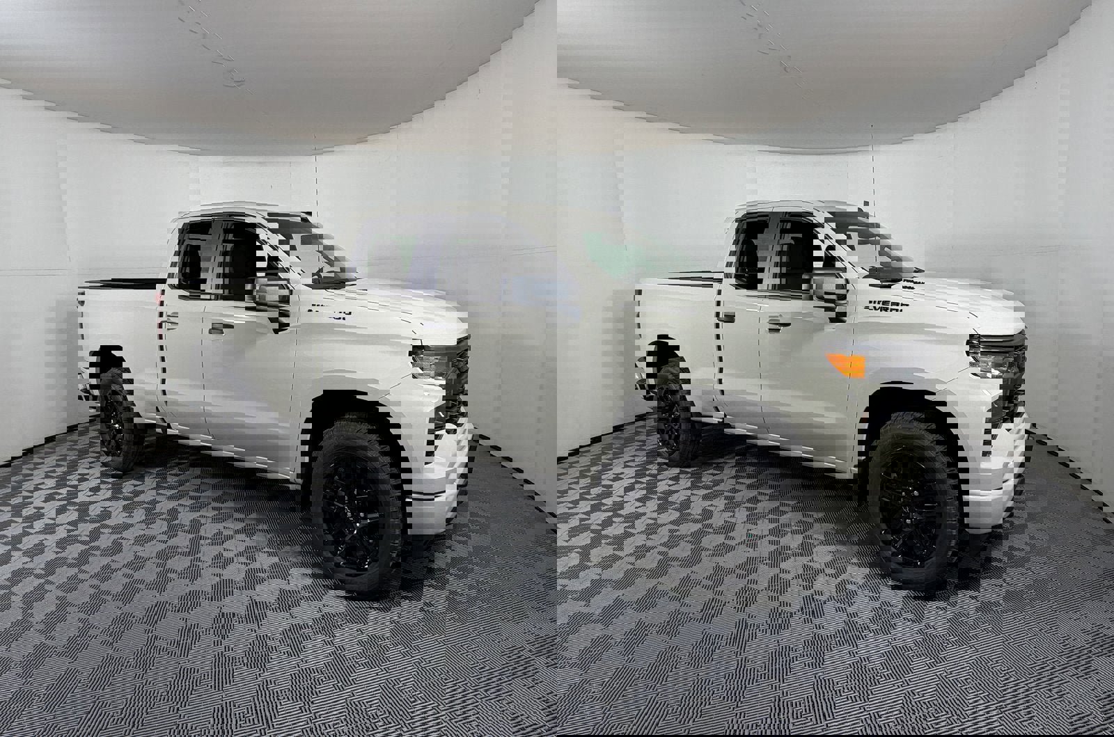 New 2026 Chevrolet Silverado 1500 Custom w/ LPO, Dark Essentials Package