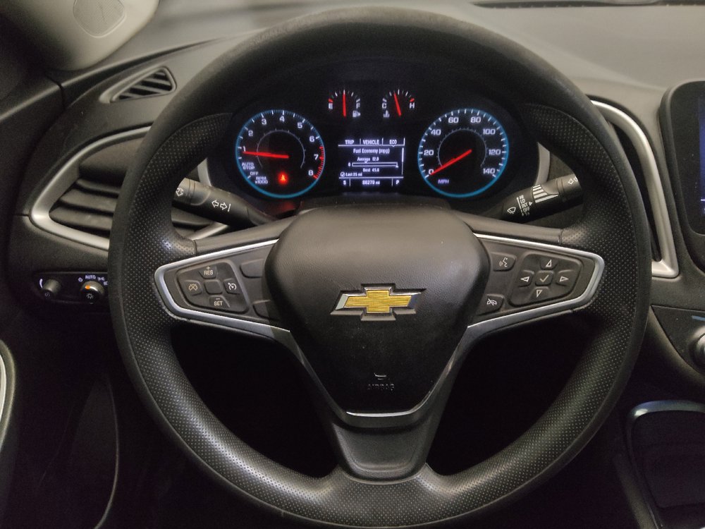 Used 2022 Chevrolet Malibu LT FWD image 22