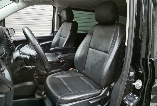Used 2018 Mercedes-Benz Metris Passenger image 15